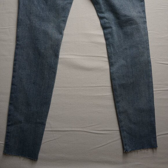 Women's Mid Rise Skinny Jeans, Light Wash, Size 2 - Picture 11 of 11